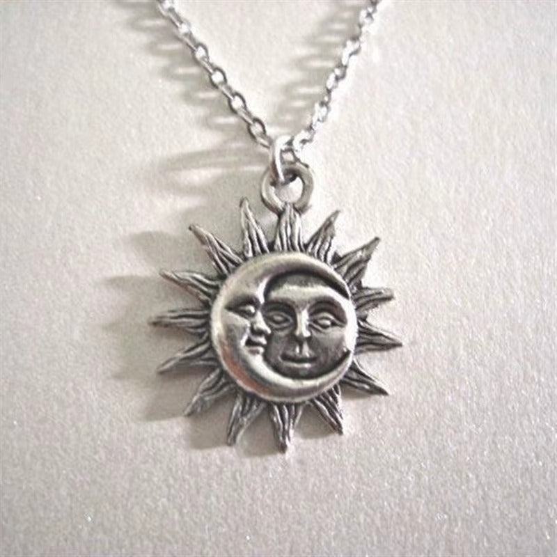 Collar colgante de sol & luna
