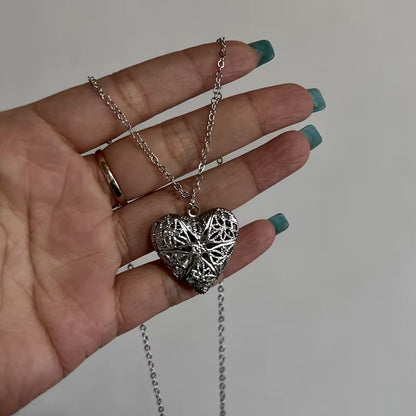 Collar colgante romantico