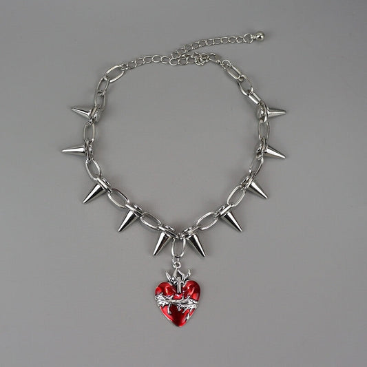 Collar corazón con espinas